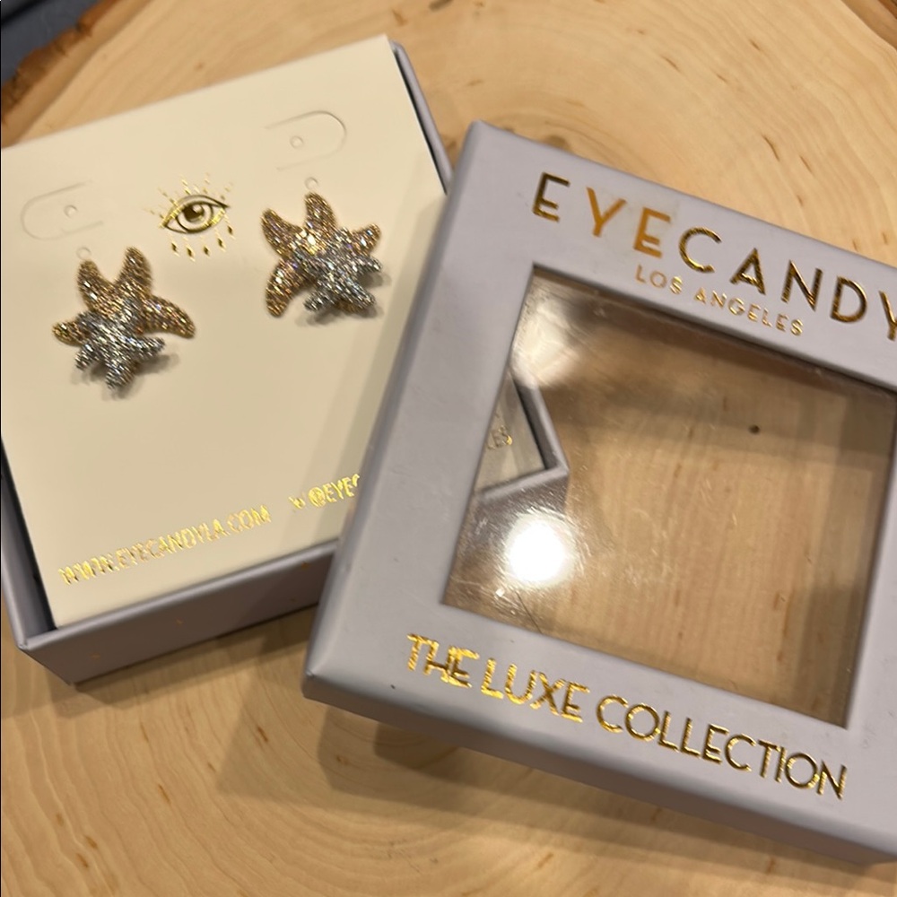 Eye Candy Starfish Earrings!
